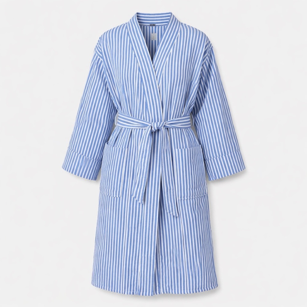 Room Essentials Luxury Bath Robe Self Care - Picture 4 of 6